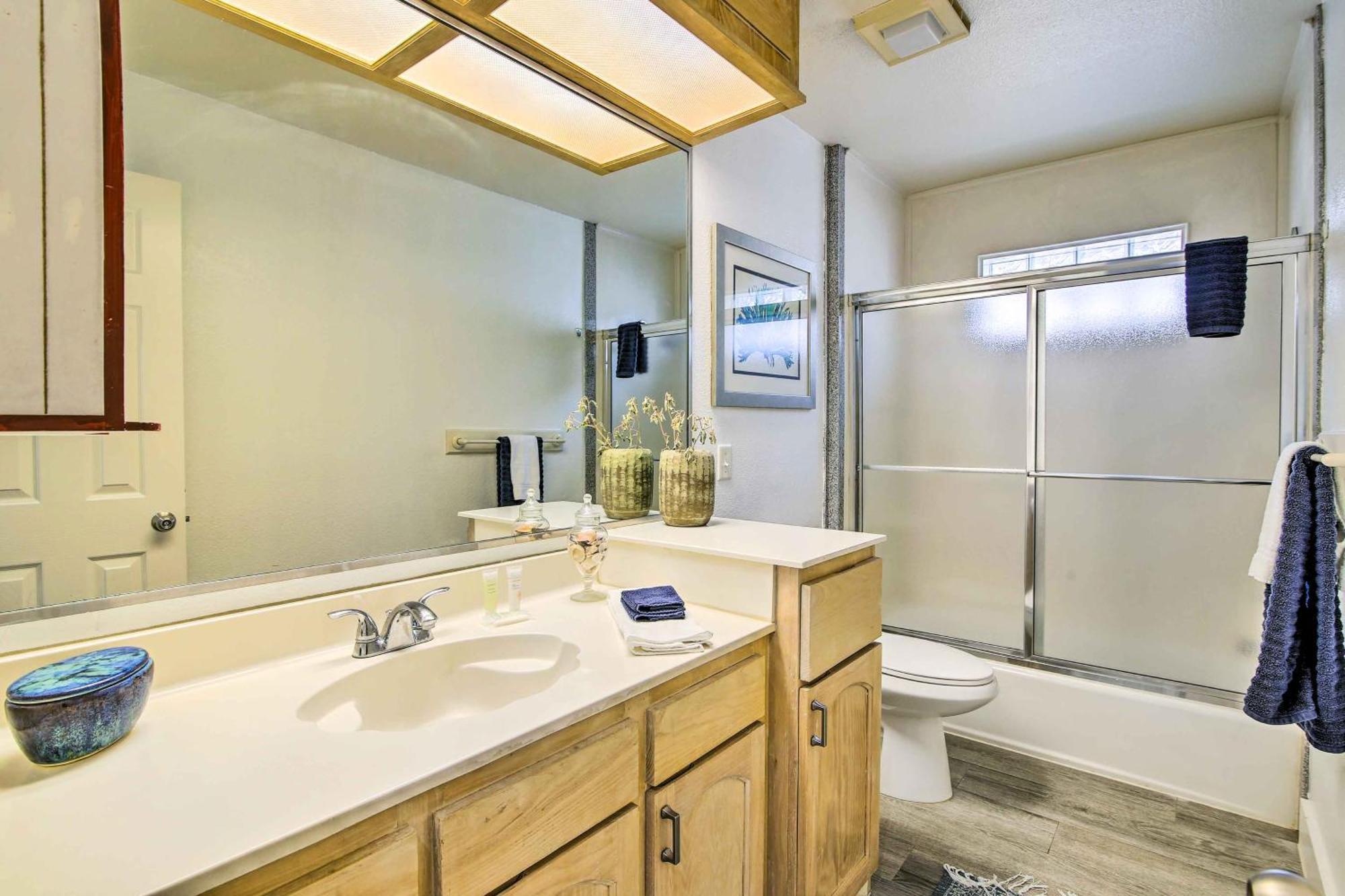 South Padre Island Getaway - Newly Renovated! Apartment Exterior photo